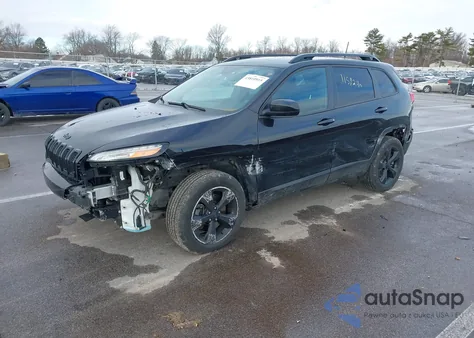 2016 Jeep Cherokee Altitude z USA, uszkodzony, nr VIN 1C4PJMCS0GW203283